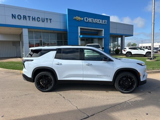 2026 Chevrolet Traverse LT in Polar White Tricoat — front three-quarter view