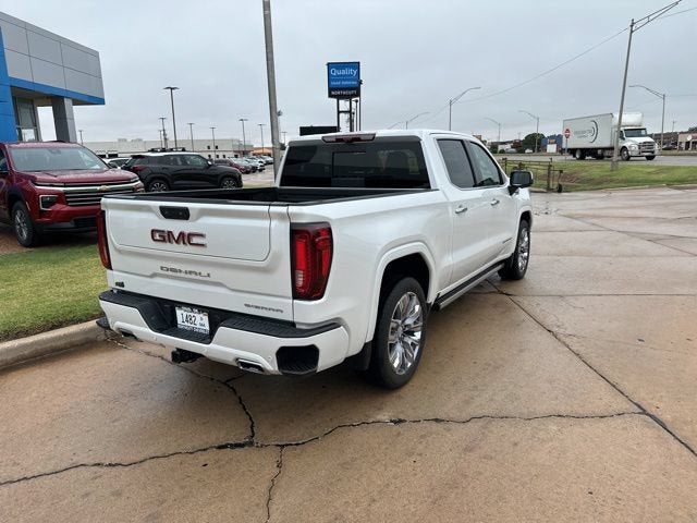 2024 GMC Sierra 1500 — detail view