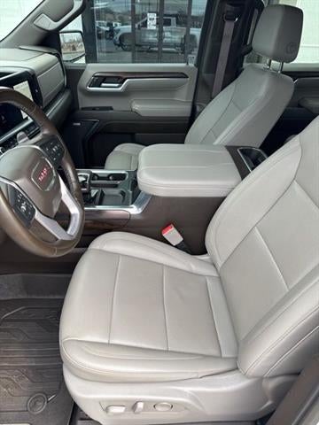 2023 GMC Sierra 1500 — interior view
