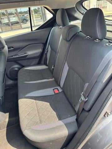 2019 Nissan Kicks — detail view
